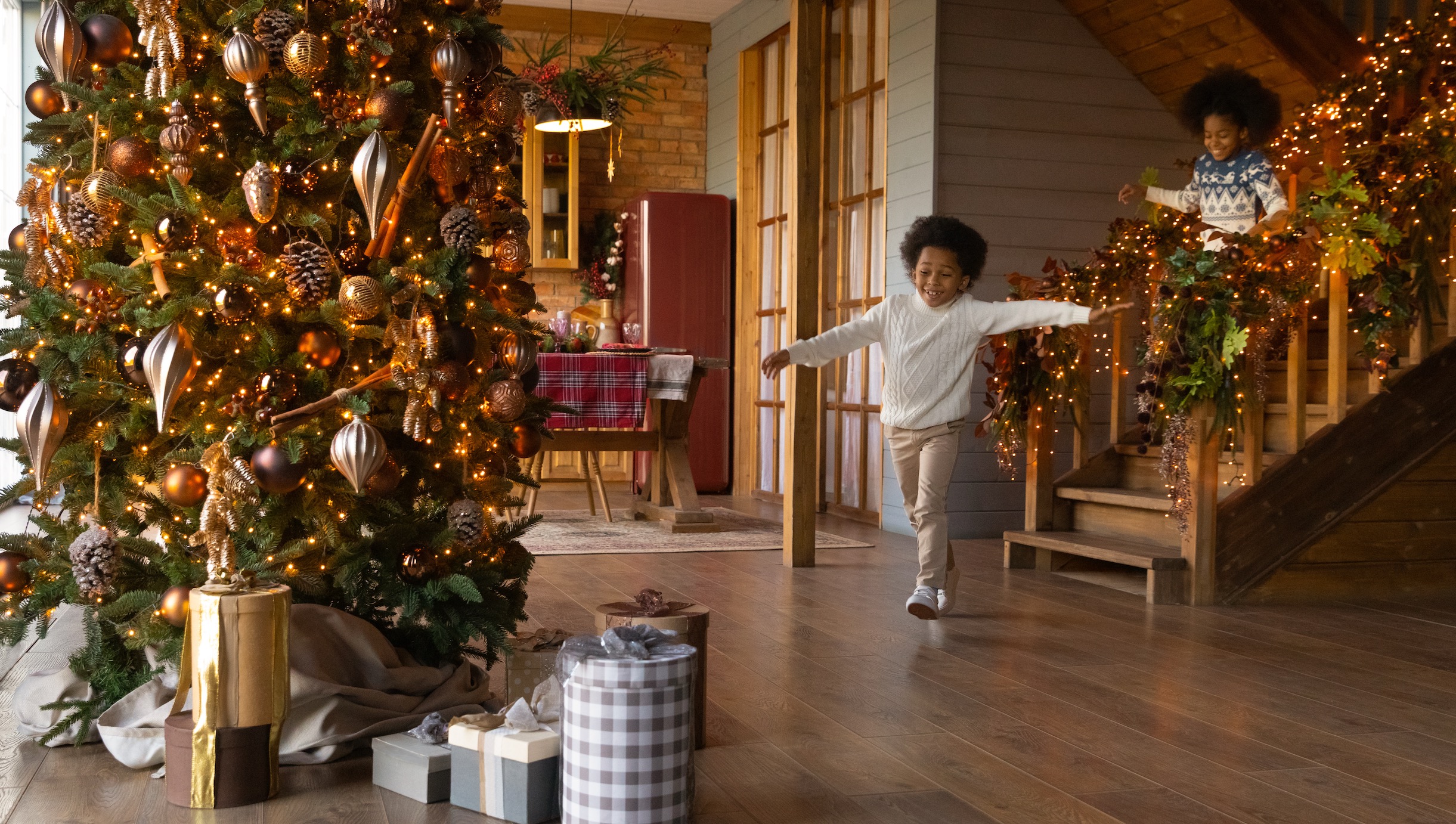 8 Tips for a Stress-Free Family Christmas Morning
